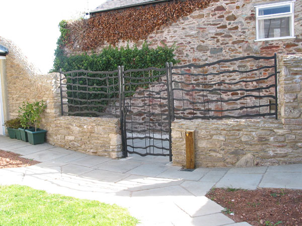 Alms Houses Screens